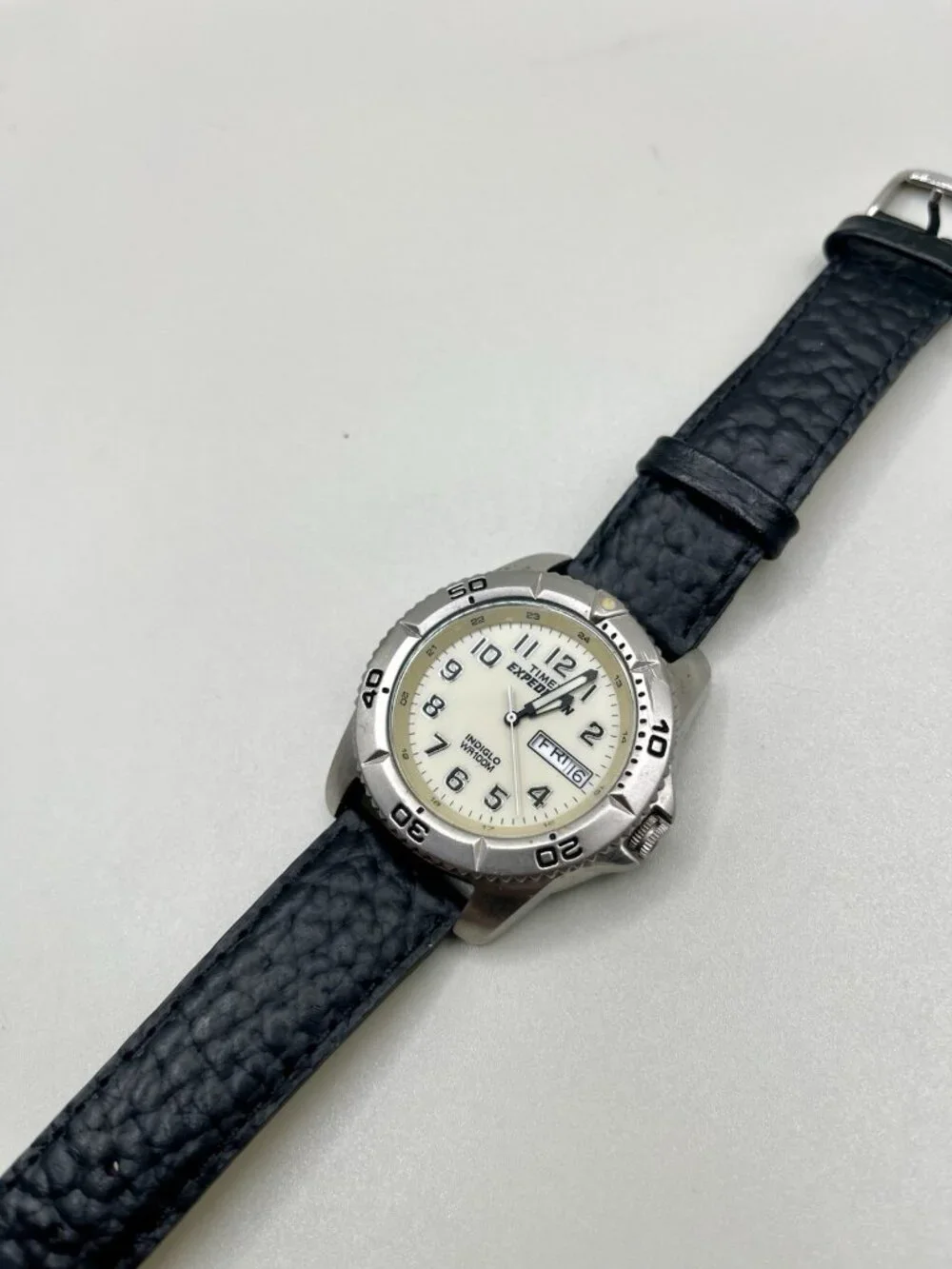 Vintage 90s Timex Expedition Indiglo WR100M Day Date Quartz Watch Leather Band